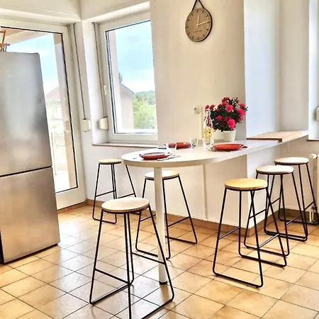 La Patton Διαμέρισμα *