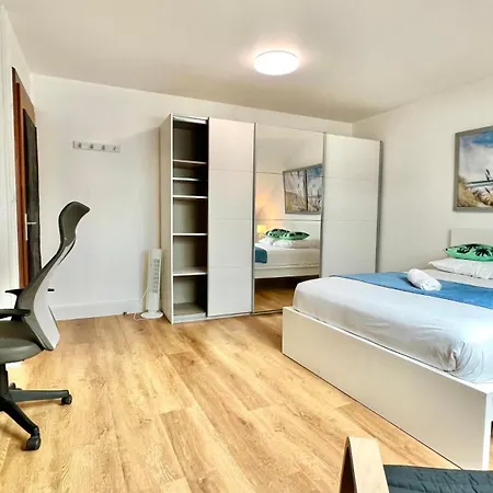 La Patton Διαμέρισμα *