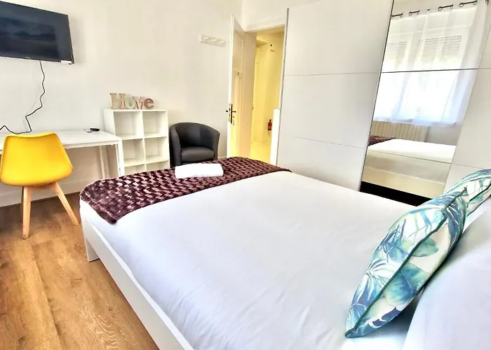 La Patton Apartmán *